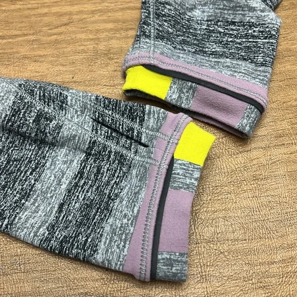 Lululemon Athletica striped long sleeve top size 4 - Picture 8 of 9